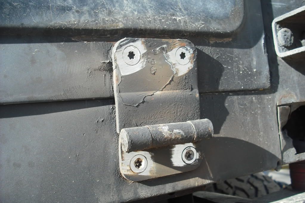 rusted hinge screws Jeep Enthusiast Forums