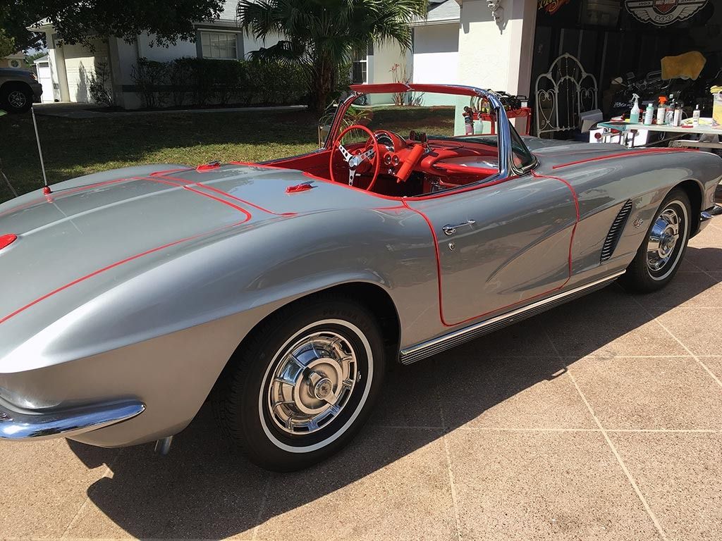 1962Vette-2.jpg