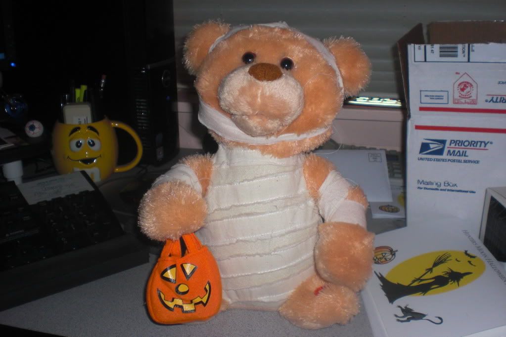 halloween bear figurines