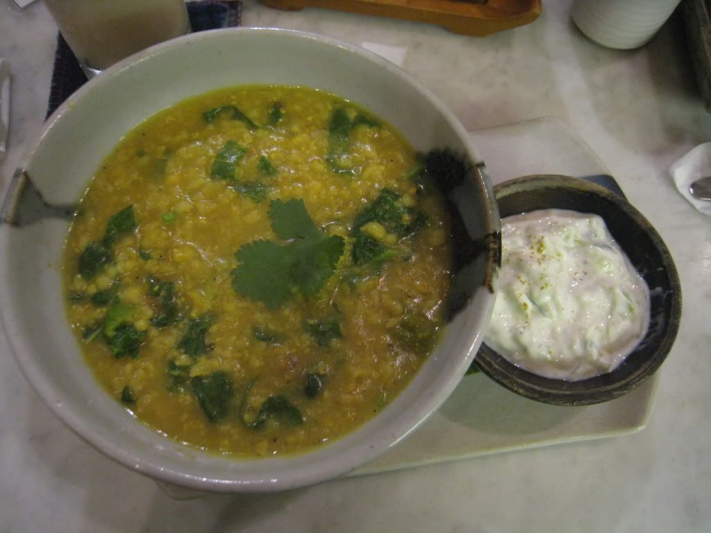 Curry lentil rice bowl food at Kafe