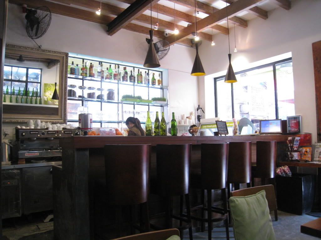 Origin bar area in Tianzifang
