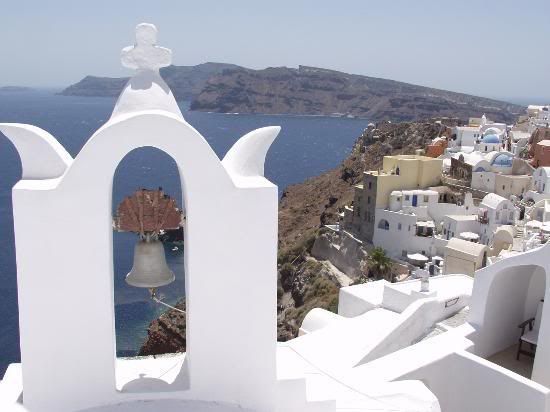 oia-walk-down-any-alley.jpg