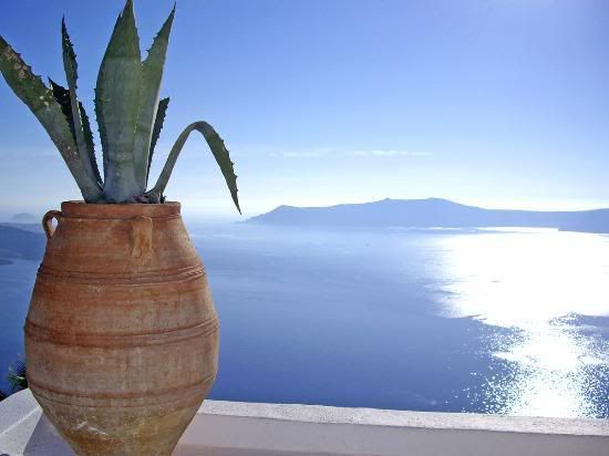 santorini-fira-volcano.jpg