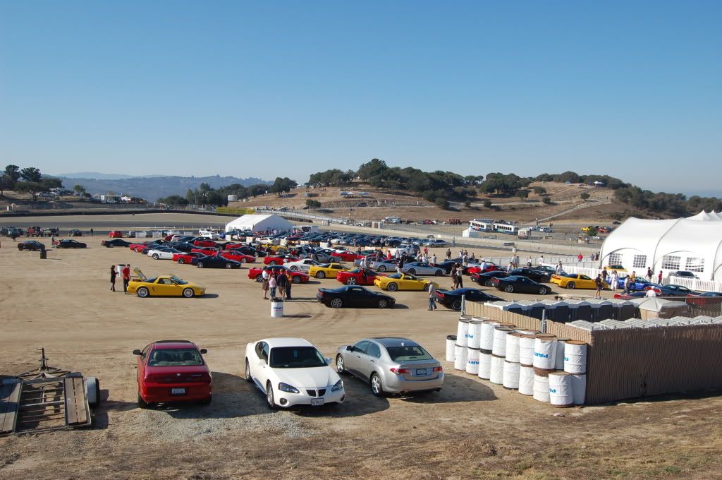 http://i215.photobucket.com/albums/cc214/vt1992s10/Monterey%20Sports%20Car%20Championship/DSC_3195.jpg