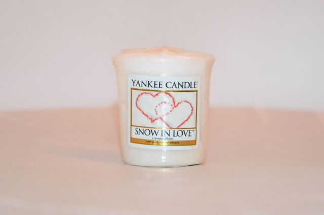 Yankee Candle- Snow in Love photo DSC_0370.jpg