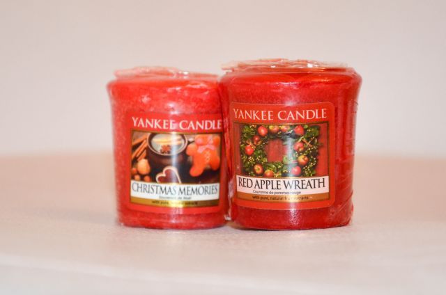 Yankee Candle- red Christmas photo DSC_0374.jpg