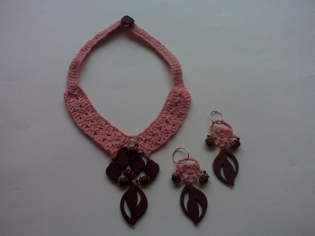 Crocheted necklace and earring set
