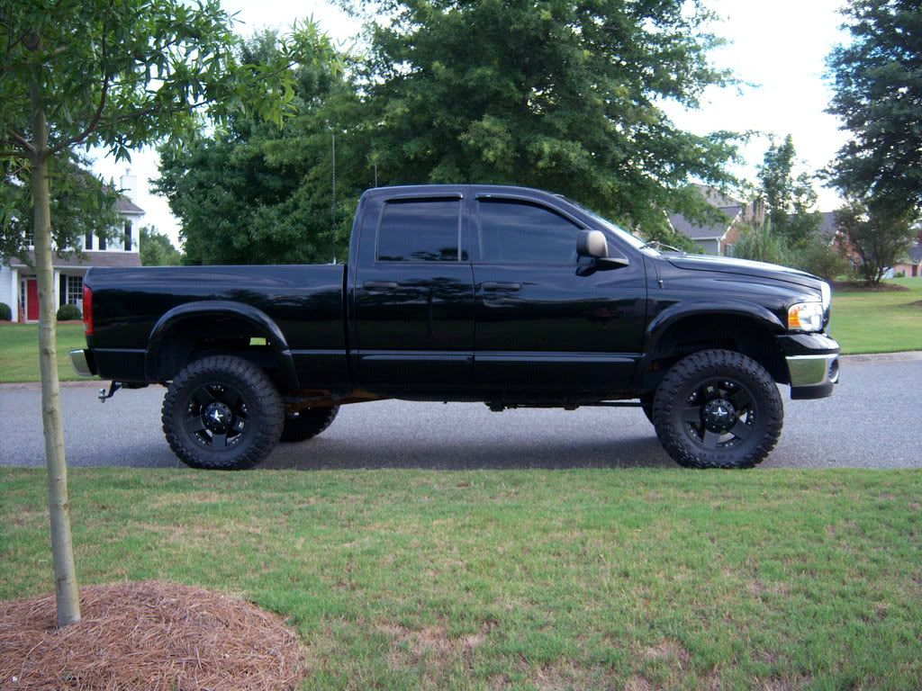 dodge black truck