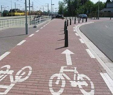 poorly-designed-bike-path.jpg