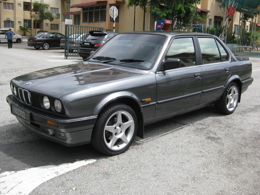 E30M401990SideView2.jpg