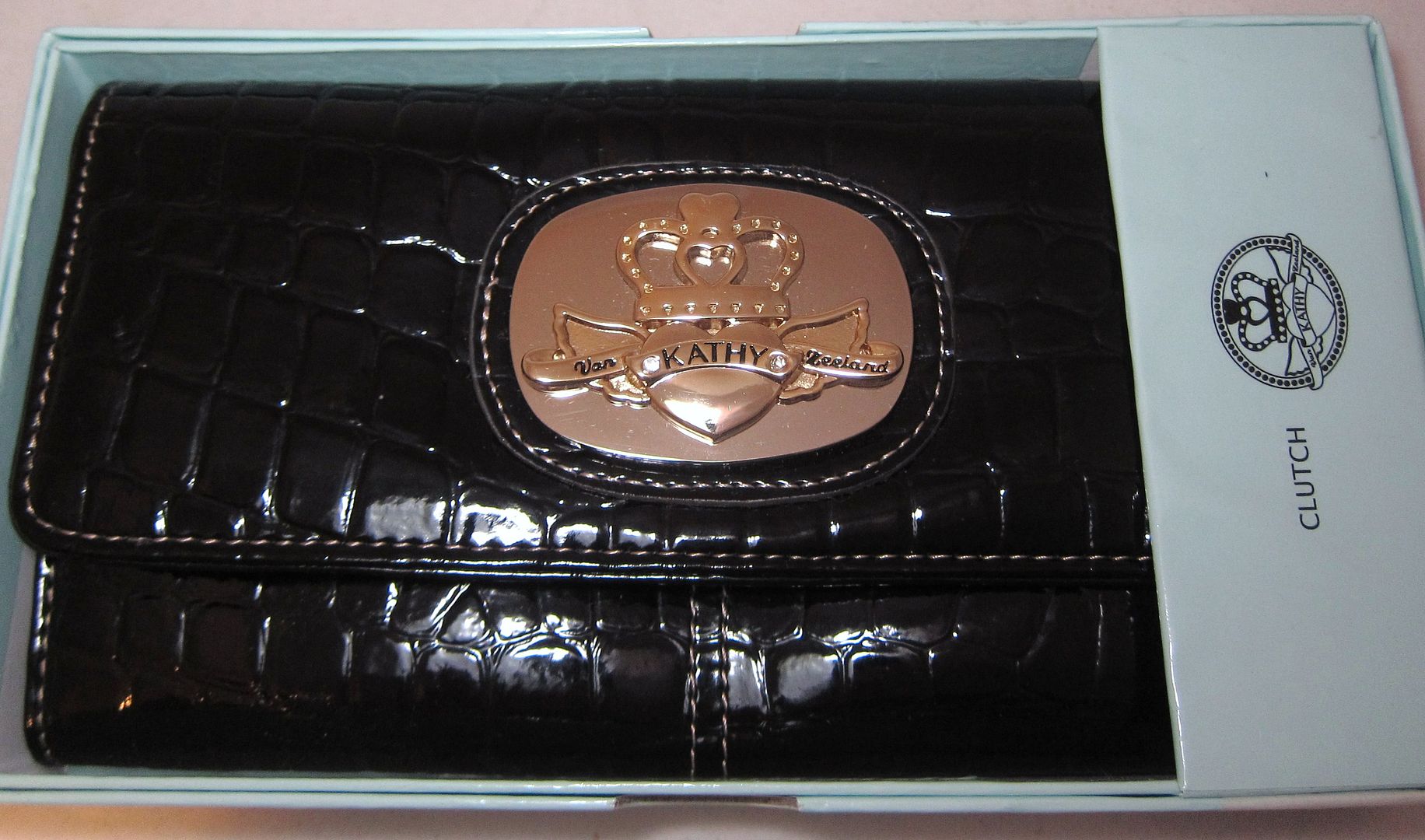 Kathy Van Zeeland Croco Class Wallet Purse Clutch Organizer Heart 