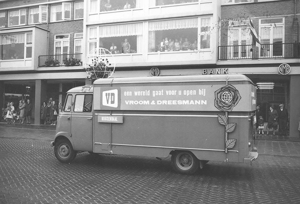 Mercedes-VroomDreesman.jpg
