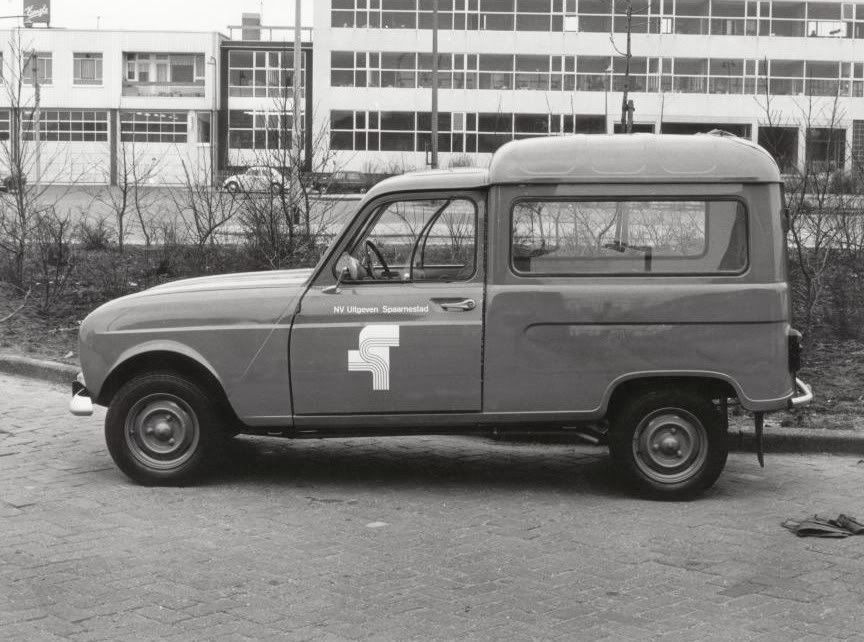 Renault4.jpg